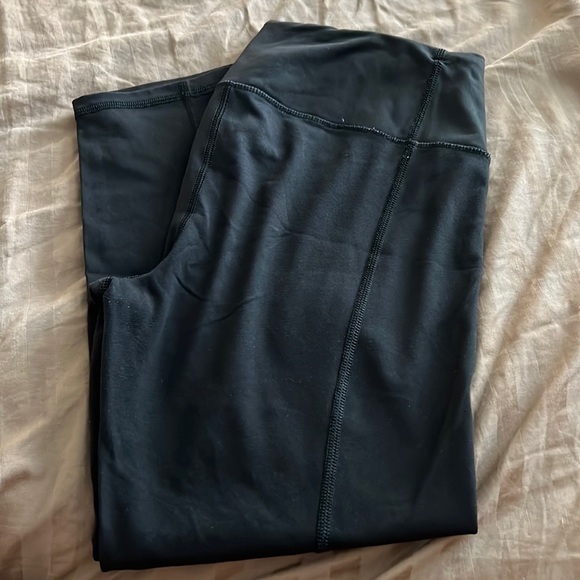 Knockout By Victoria’s Secret Capri ✨✨ Black - Picture 2 of 4